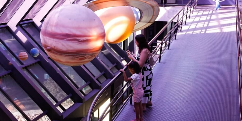 cem-anos-do-primeiro-planetario-do-mundo-e-celebrado-em-2025
