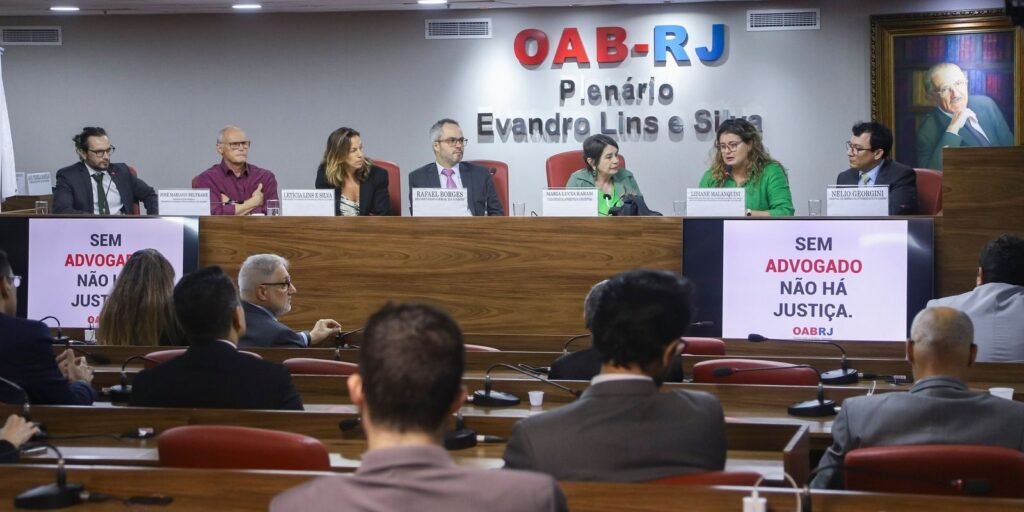 debate-na-oab-rj-avalia-avancos-em-aprovacao-da-adpf-das-favelas