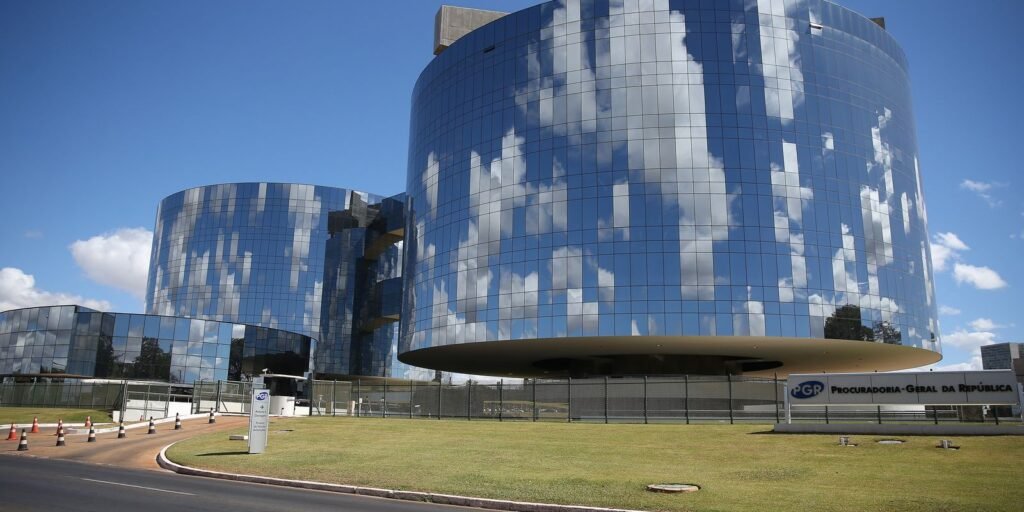 mpf-tambem-vai-investigar-compra-do-banco-master-pelo-brb