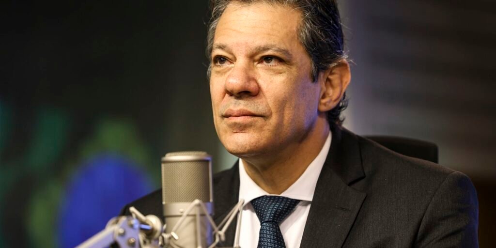 haddad:-fazenda-ainda-nao-estuda-ampliacao-de-isencao-de-conta-de-luz