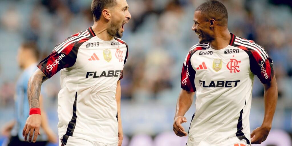 fla-vence-com-brilho-de-arrascaeta-para-assumir-ponta-do-brasileiro