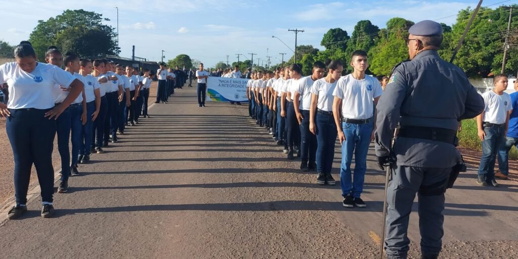 governo-de-sp-insiste-em-adotar-modelo-educacional-civico-militar