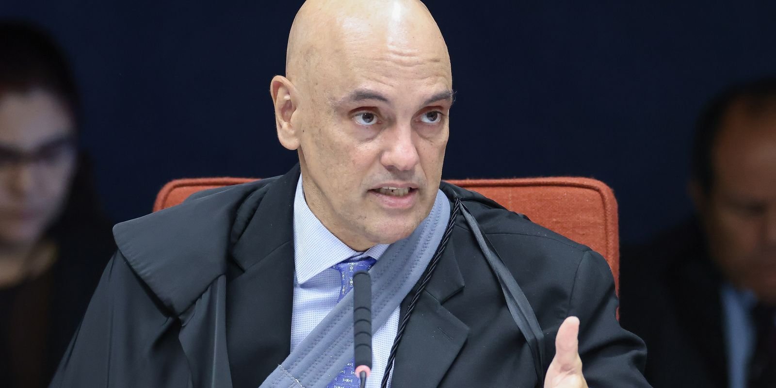 moraes-vota-para-tornar-reus-seis-denunciados-pela-trama-golpista
