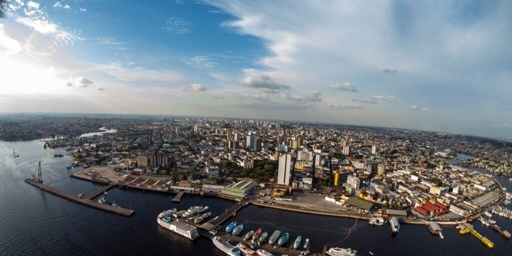 atlas-da-amazonia-aborda-desafios,-saberes-e-potencias-do-bioma