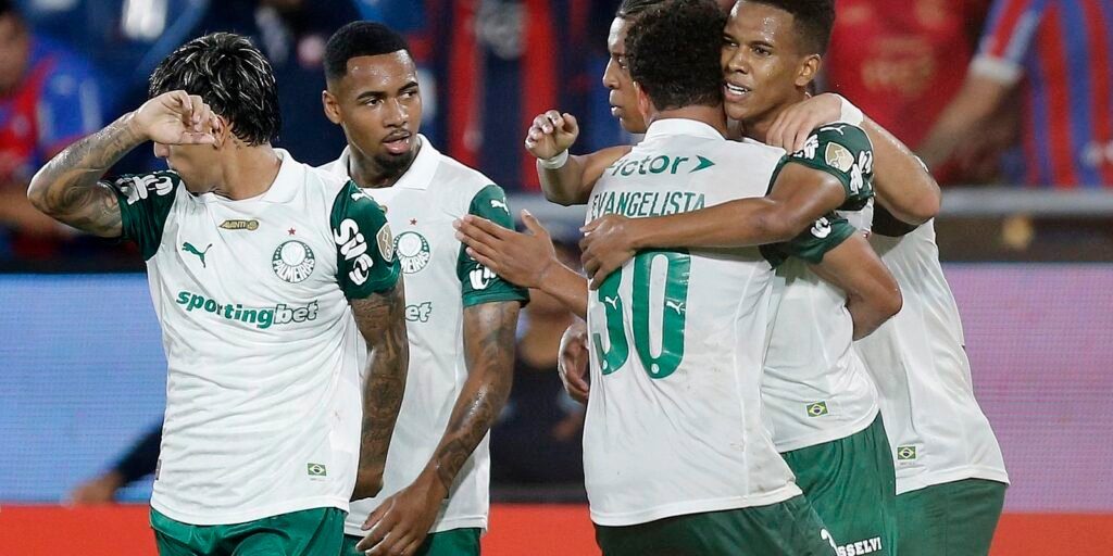 libertadores:-palmeiras-vence-cerro-e-garante-classificacao-antecipada