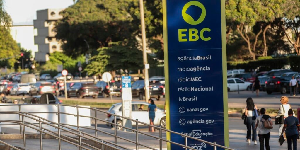 radio-nacional-amplia-publico-jovem-e-atinge-400-mil-pessoas-todo-mes