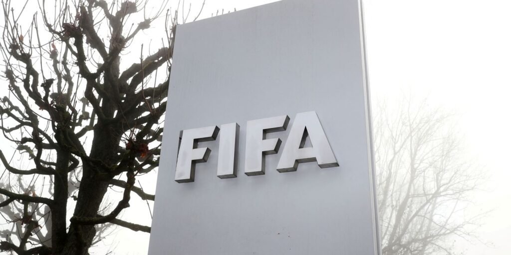 novo-codigo-disciplinar-da-fifa-endurece-punicoes-em-casos-de-racismo