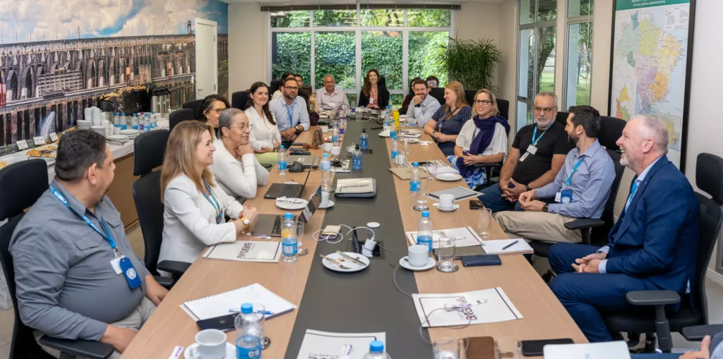 Itaipu recebe comitiva da UNOPS