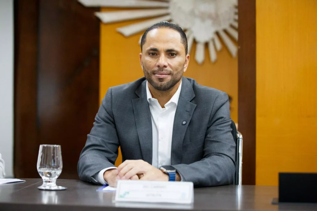 Parana-e-eleito-para-vice-presidencia-do-Fonset