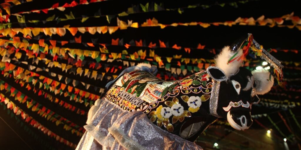 sao-pedro-e-sao-marcal:-festejo-dos-bois-chega-ao-apice-em-sao-luis