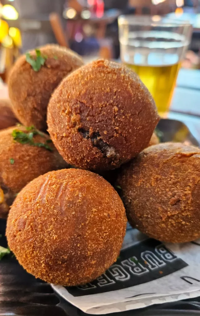 Porção de bolinhos - Foto S. Medeiros