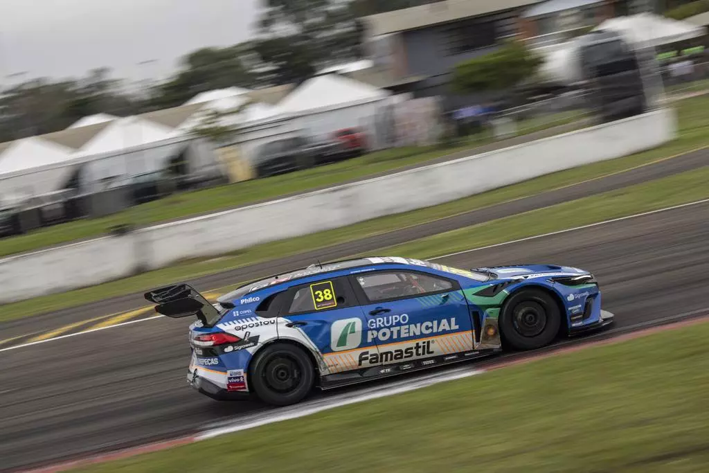 Zezinho Muggiati teve boas disputas no Velopark(Rodrigo Ruiz/RR Media)