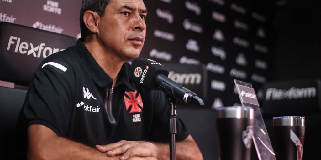 vitoria-anuncia-contratacao-do-tecnico-fabio-carille