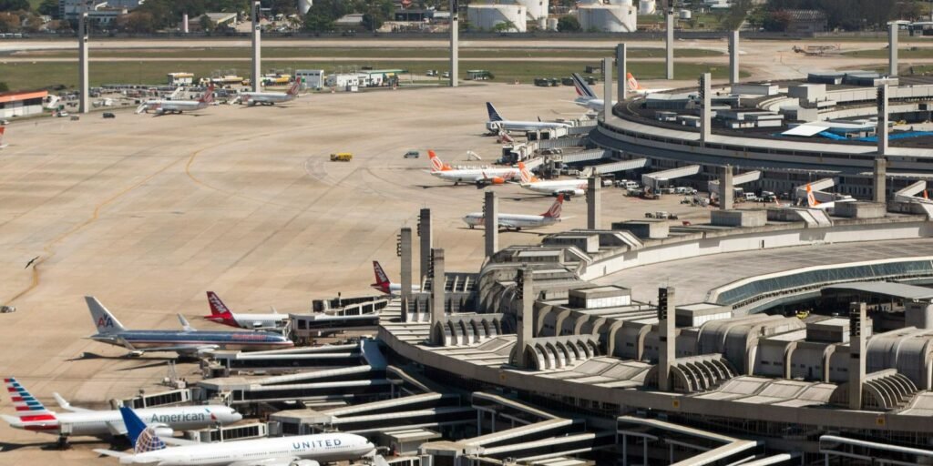 movimento-nos-aeroportos-brasileiros-cresce-10%-em-2025