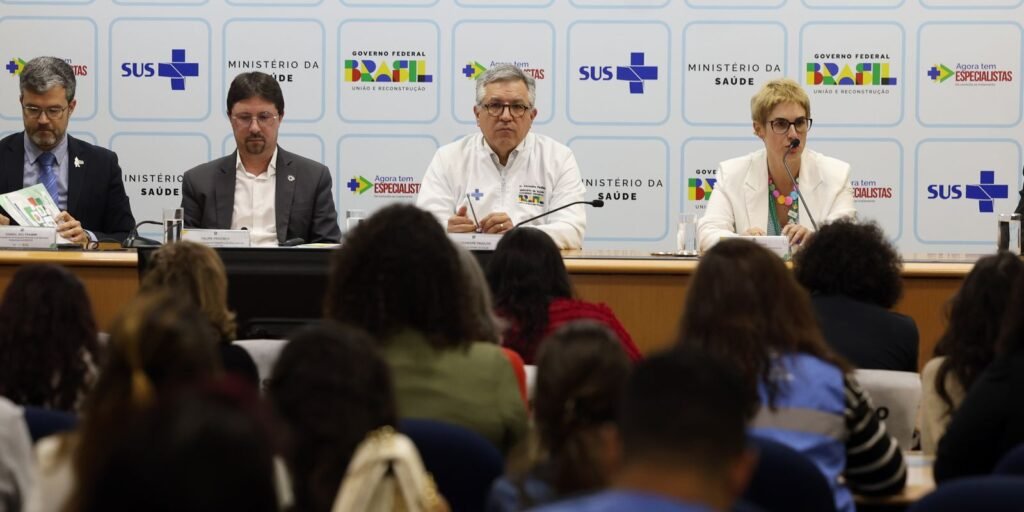 agora-tem-especialistas-lanca-edital-nesta-quinta-com-1.778-vagas