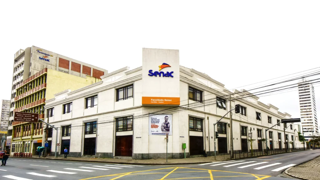 Fachada-Senac-Curitiba-Centro---cursos-PSG-Foto-Bruno-Tadashi