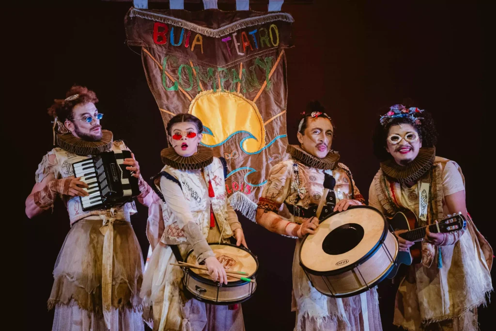 Créd. Milena Aurea Espetáculopropõe uma metáfora divertida e profunda sobre poder, manipulação e ética, em sessões gratuitas para todas as idades.