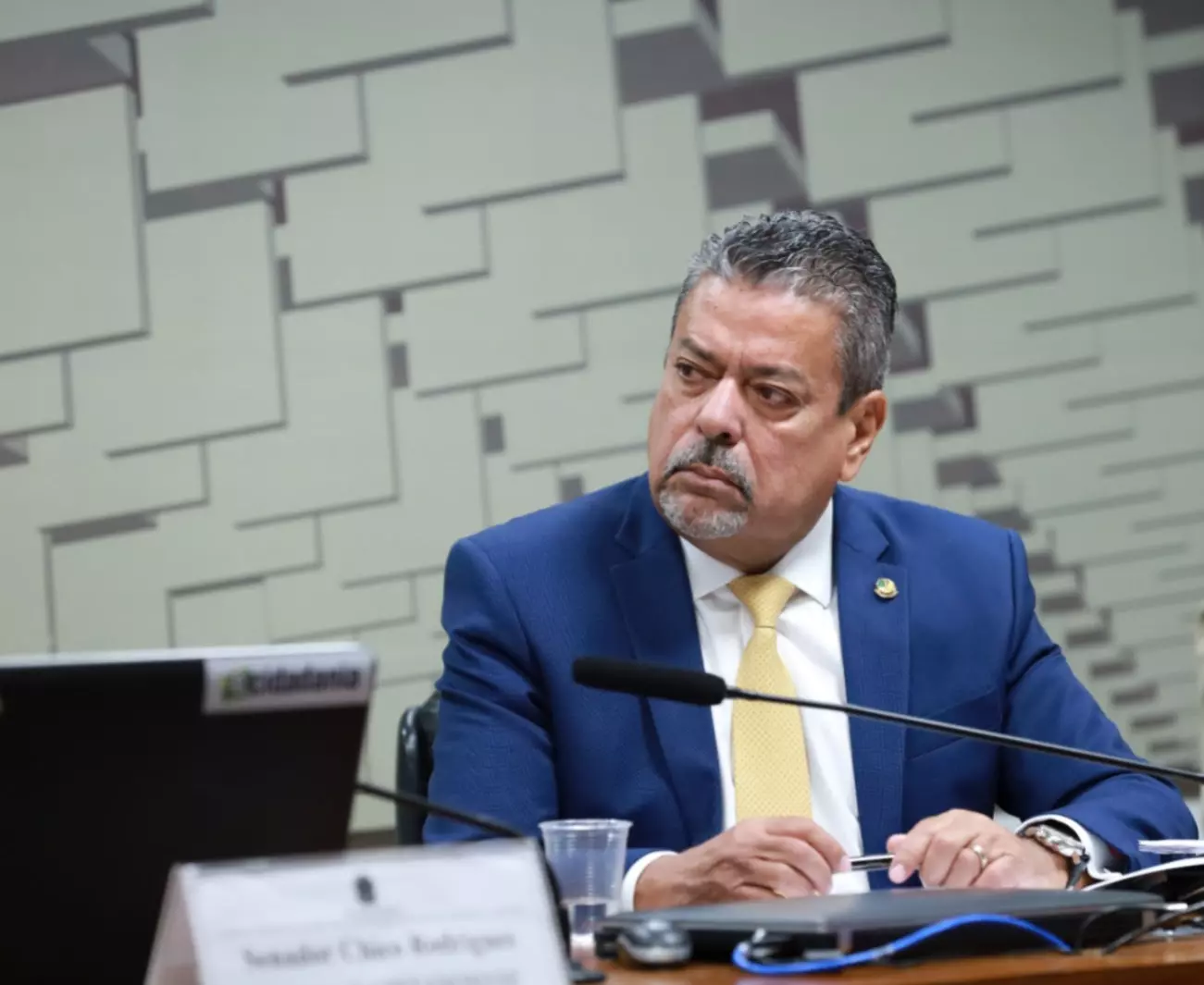 Senador Dr. Hiran