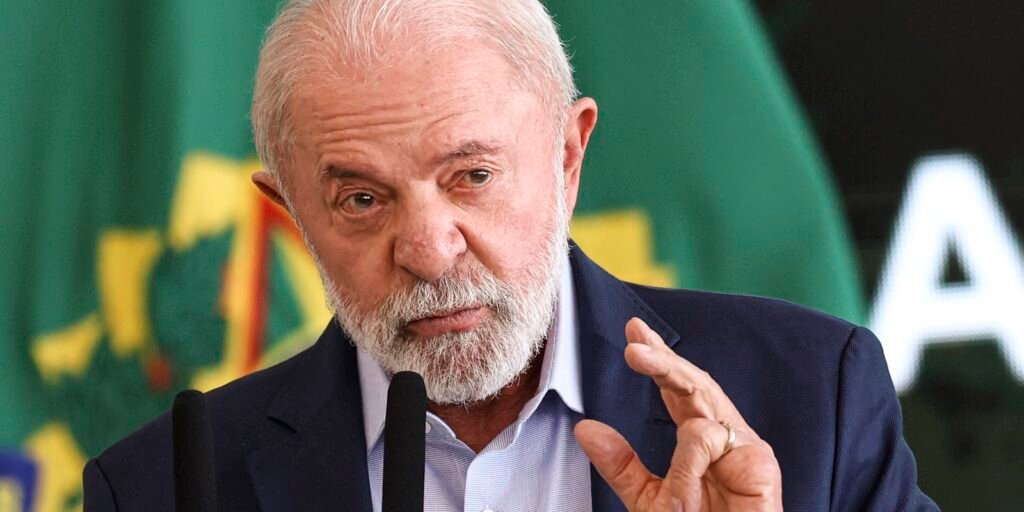 lula-finaliza-plano-aos-setores-afetados-por-tarifaco-de-trump