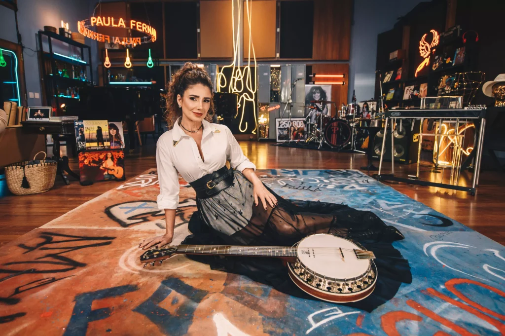 Paula Fernandes se apresenta na 18ª Festa do Vinho em São José dos Pinhais (PR) neste domingo (31)