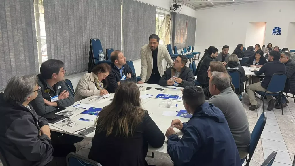 Primeira edição do Conecta+ Indústria foi realizada em maio deste ano, em Araucária. Foto: Divulgação.