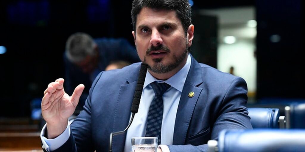 senado-oficializa-afastamento-de-marcos-do-val-por-115-dias