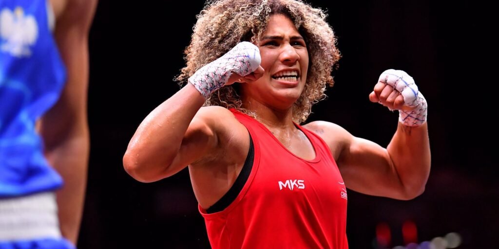 rebeca-lima-e-campea-mundial-de-boxe-em-liverpool