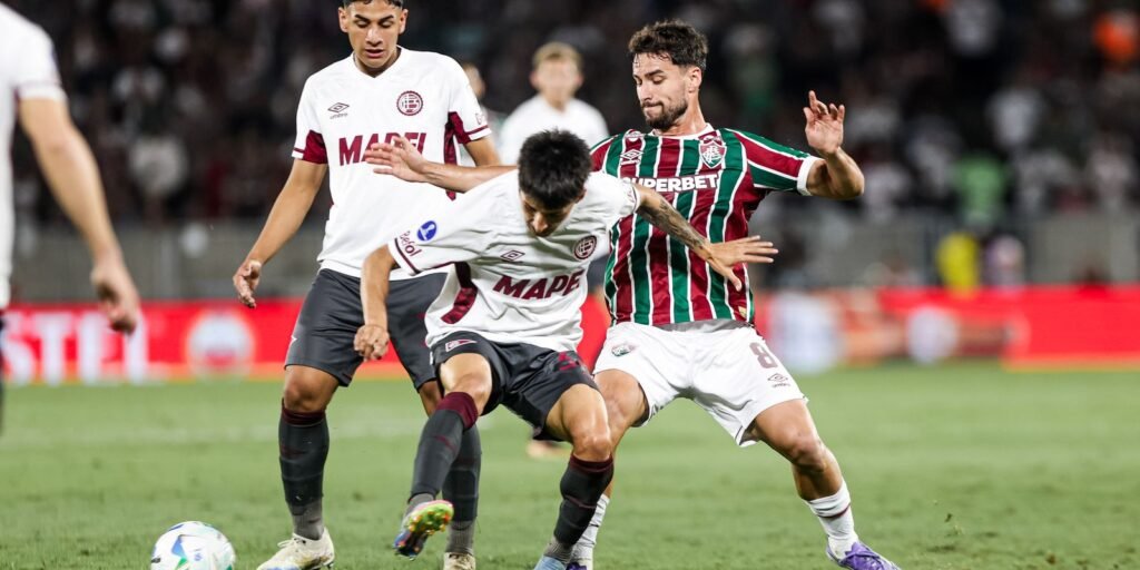 fluminense-cede-empate-ao-lanus-e-acaba-eliminado-da-sul-americana
