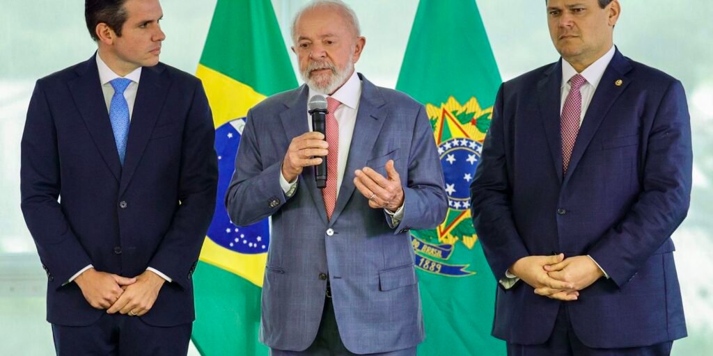 lula-discute-pautas-do-governo-em-encontro-com-motta-e-alcolumbre