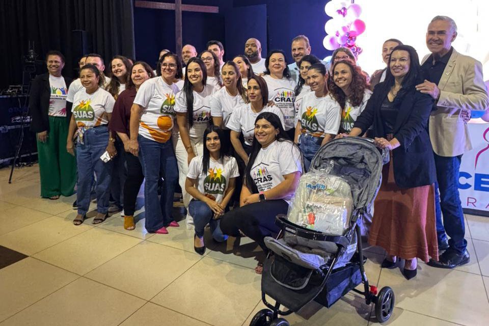 nascer-bem-parana:-governo-entrega-primeiros-556-kits-para-a-primeira-infancia