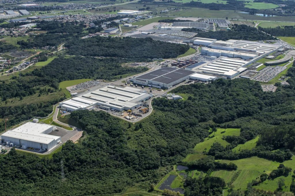 com-foco-em-eletricos,-parana-tera-1a-montadora-da-geely-apos-parceria-com-a-renault