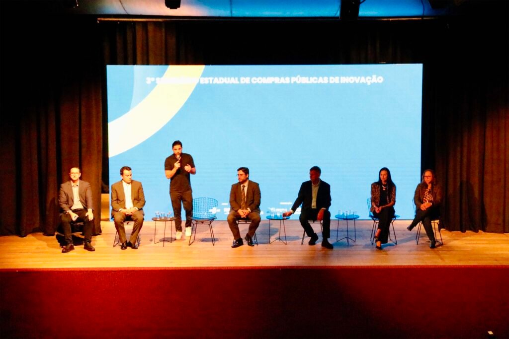 seminario-discute-compras-publicas,-inovacao-e-eficiencia-administrativa