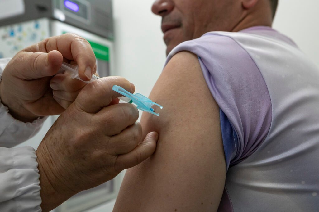 parana-aplica-quase-500-mil-doses-durante-a-campanha-de-multivacinacao-de-outubro