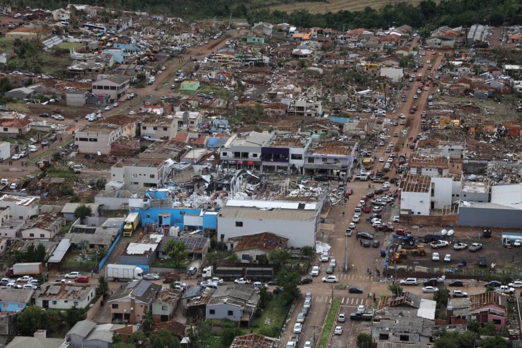 ratinho-junior-decreta-estado-de-calamidade-publica-em-rio-bonito-do-iguacu-apos-tornado