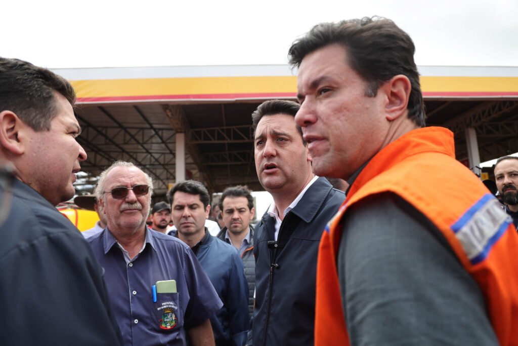 governador-ratinho-junior-sanciona-lei-que-preve-auxilio-para-familias-de-rio-bonito-do-iguacu