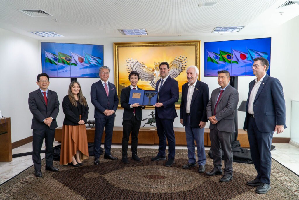 governador-ratinho-junior-e-homenageado-com-honraria-da-provincia-japonesa-de-hyogo