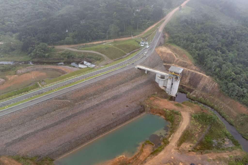 sanepar-fara-testes-na-semana-que-vem-das-sirenes-instaladas-na-barragem-do-miringuava
