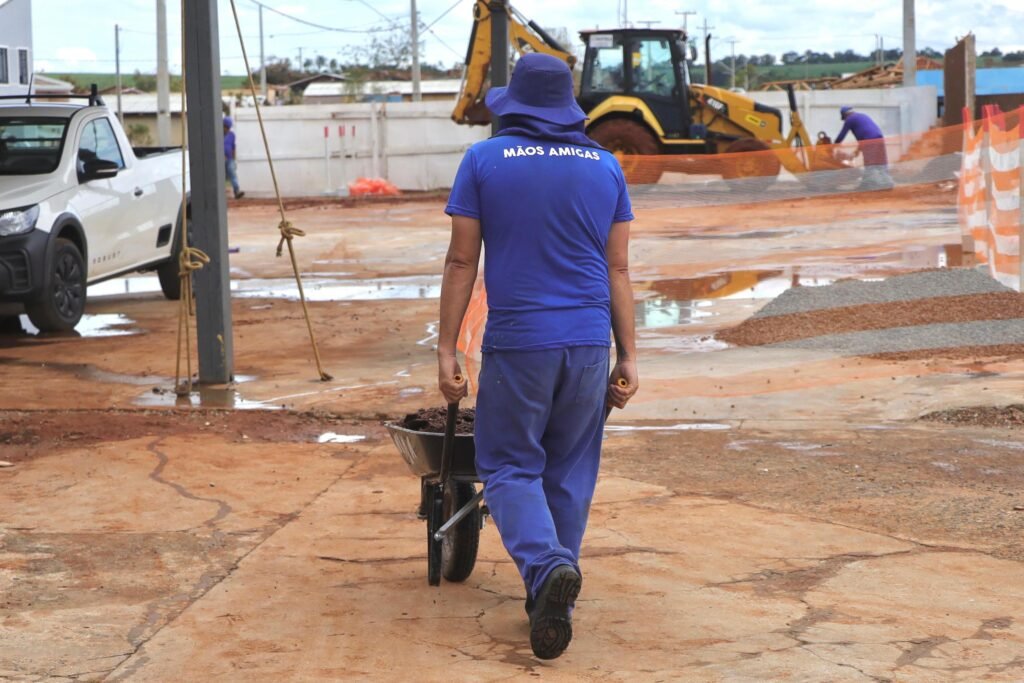 presos-fazem-primeiras-entregas-dos-trabalhos-em-escolas-e-creches-em-rio-bonito-do-iguacu