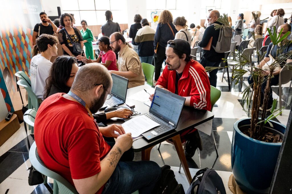 mutirao-da-empregabilidade-cultural-faz-mais-de-1.400-atendimentos-em-curitiba