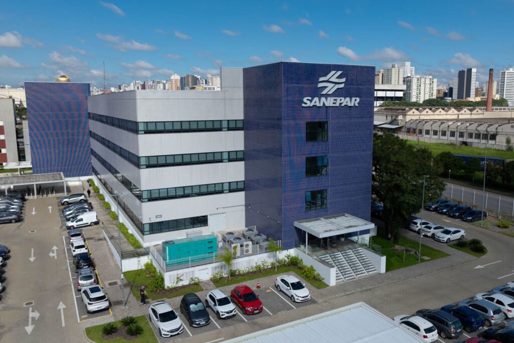 sanepar-e-uma-das-maiores-empresas-do-brasil-em-ranking-nacional-da-veja-negocios