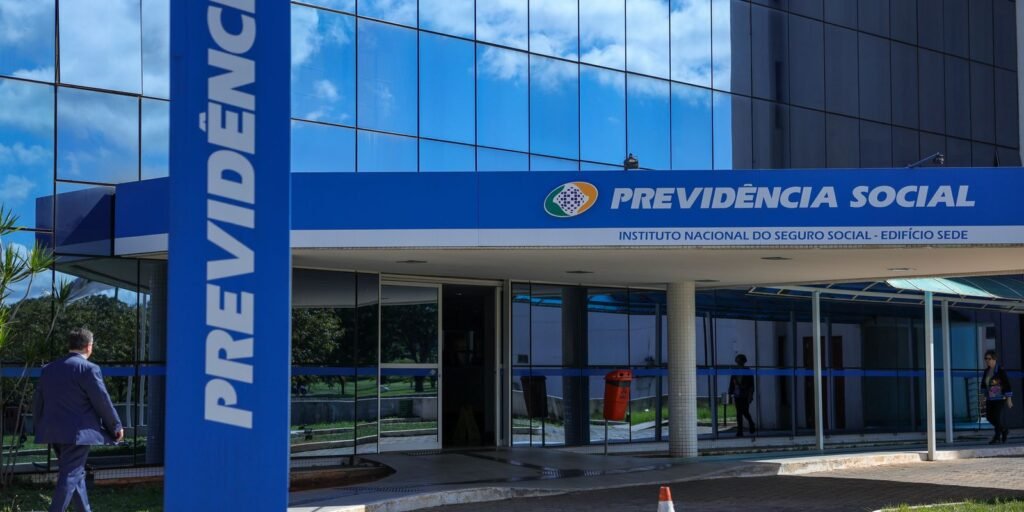 agu-cobra-na-justica-mais-r$-135-milhoes-ligados-a-desvios-no-inss