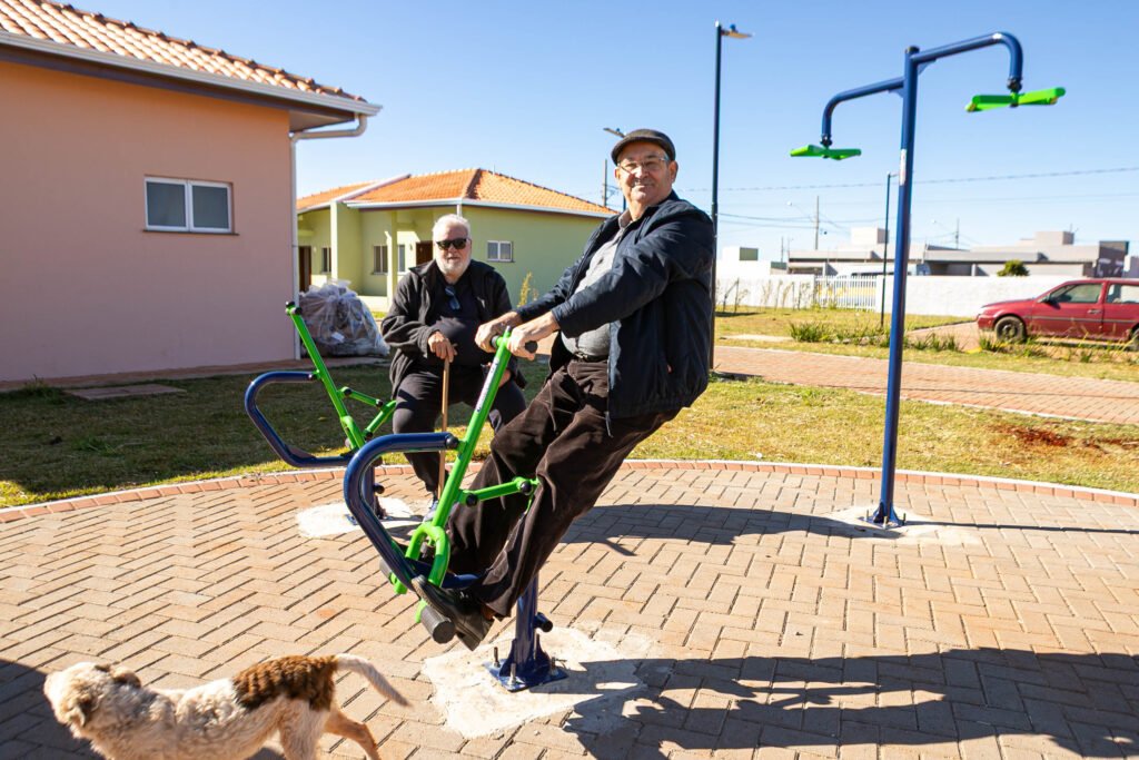 com-programas-pioneiros,-parana-se-consolida-como-referencia-no-cuidado-a-pessoa-idosa