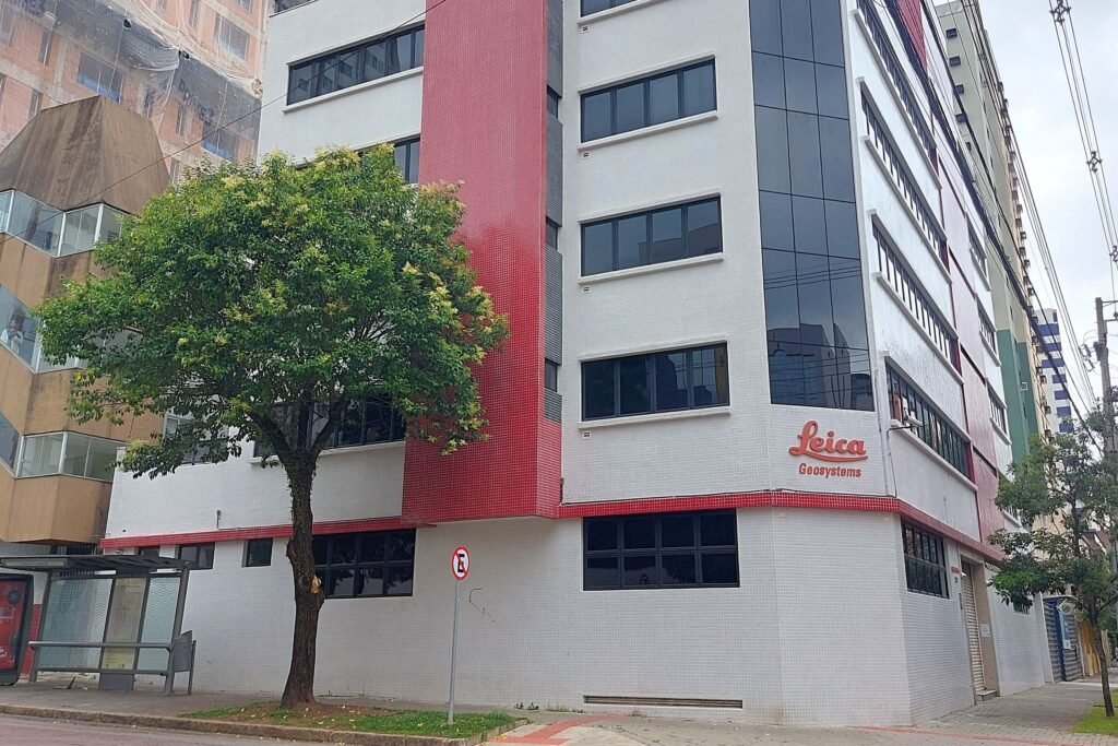 conforto-e-facil-acesso:-pericia-medica-do-parana-tem-novo-endereco-em-curitiba