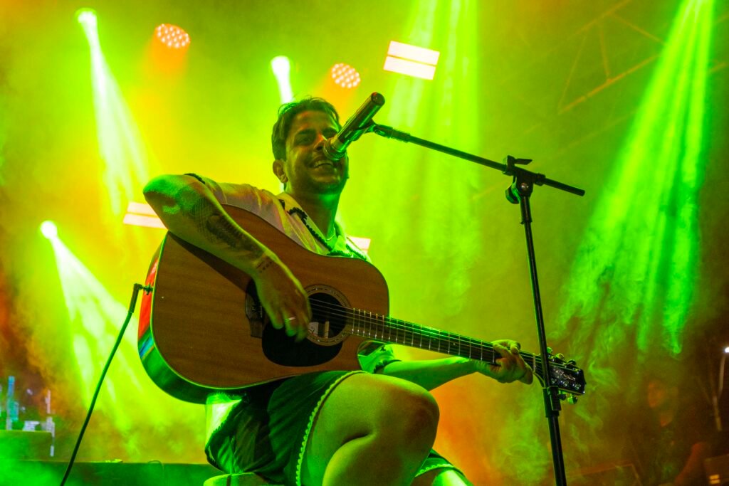 verao-maior-movimenta-noroeste-com-show-de-kauanzinho-em-porto-rico