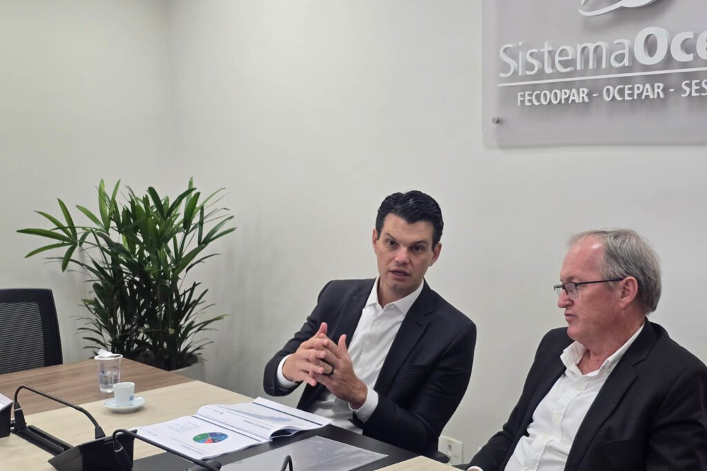 copel-e-ocepar-alinham-estrategias-para-atender-demandas-de-cooperativas