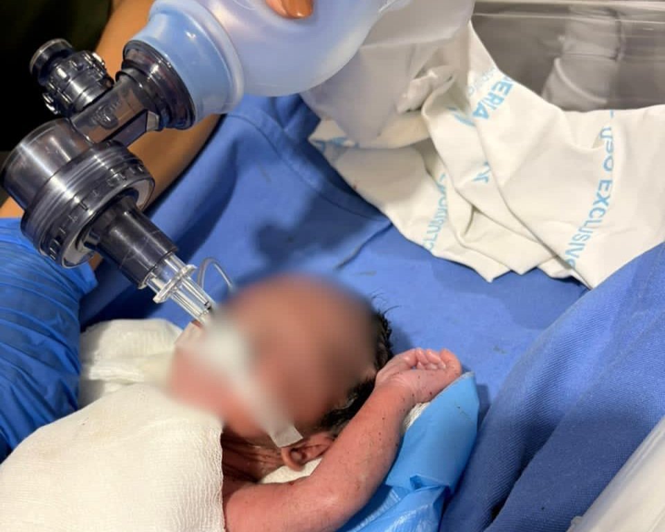 resgate-com-arcanjo-01-salva-recem-nascido-em-parada-cardiorrespiratoria-no-litoral