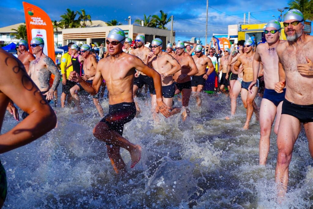 travessia-de-guaratuba-encerra-programacao-da-semana-com-recorde-de-participacao