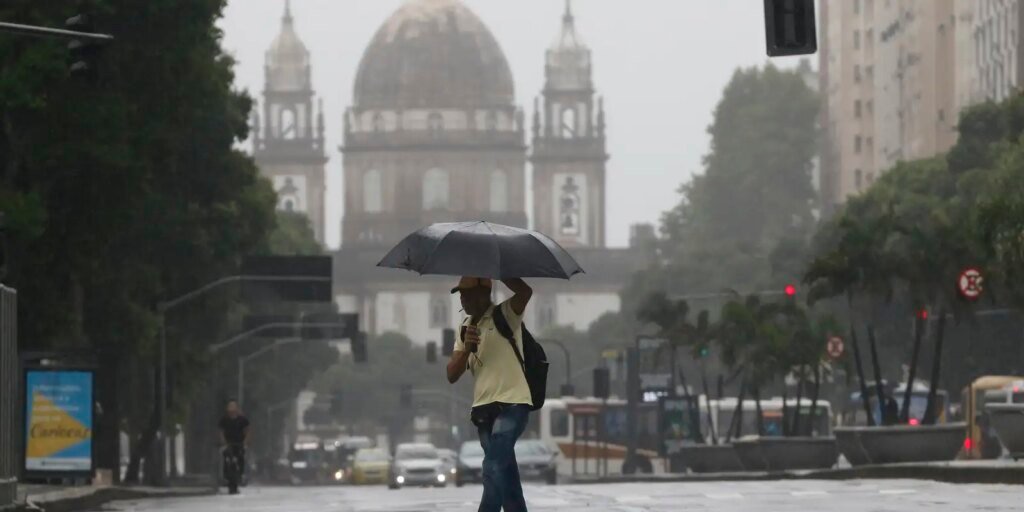 chuvas-intensas-no-rio-de-janeiro-levam-ao-acionamento-da-marinha