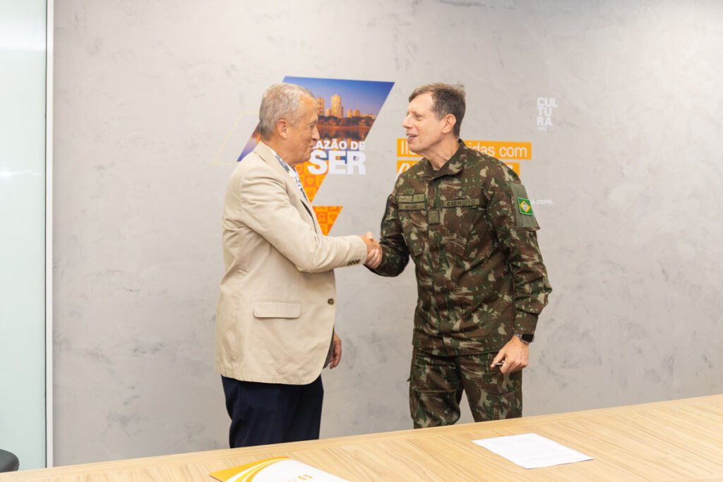 copel e-exercito-firmam-parceria-para-economizar-energia-eletrica-em 25 organizacoes militares