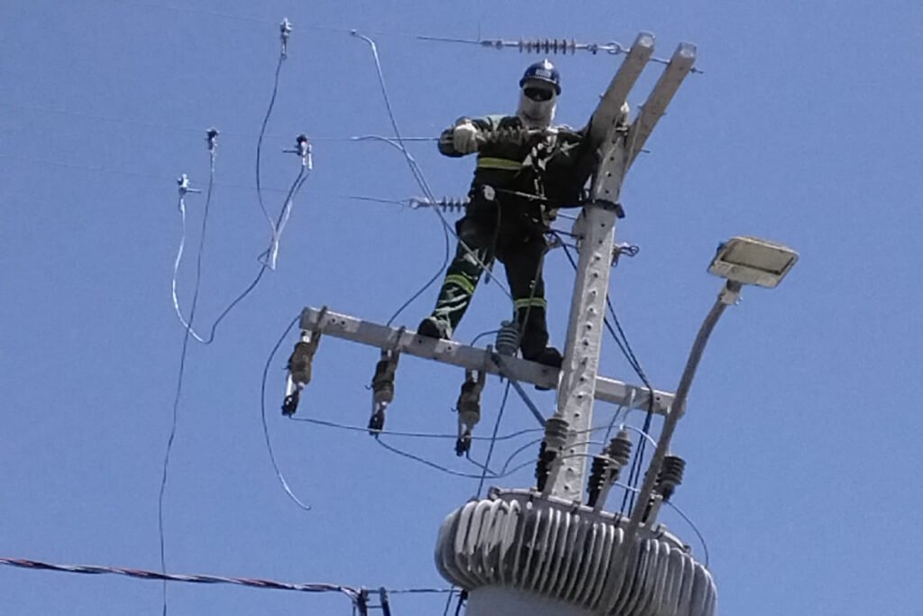 copel-reforca-equipes-de-manutencao-no-litoral-para-atender-demanda-de-carnaval